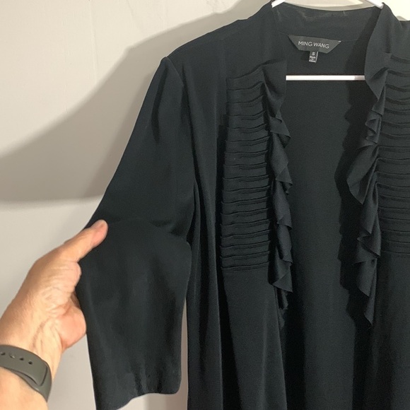 Ming Wang Ruffle front Cardigan / light jacket, Size Small, see measurements - Picture 4 of 8